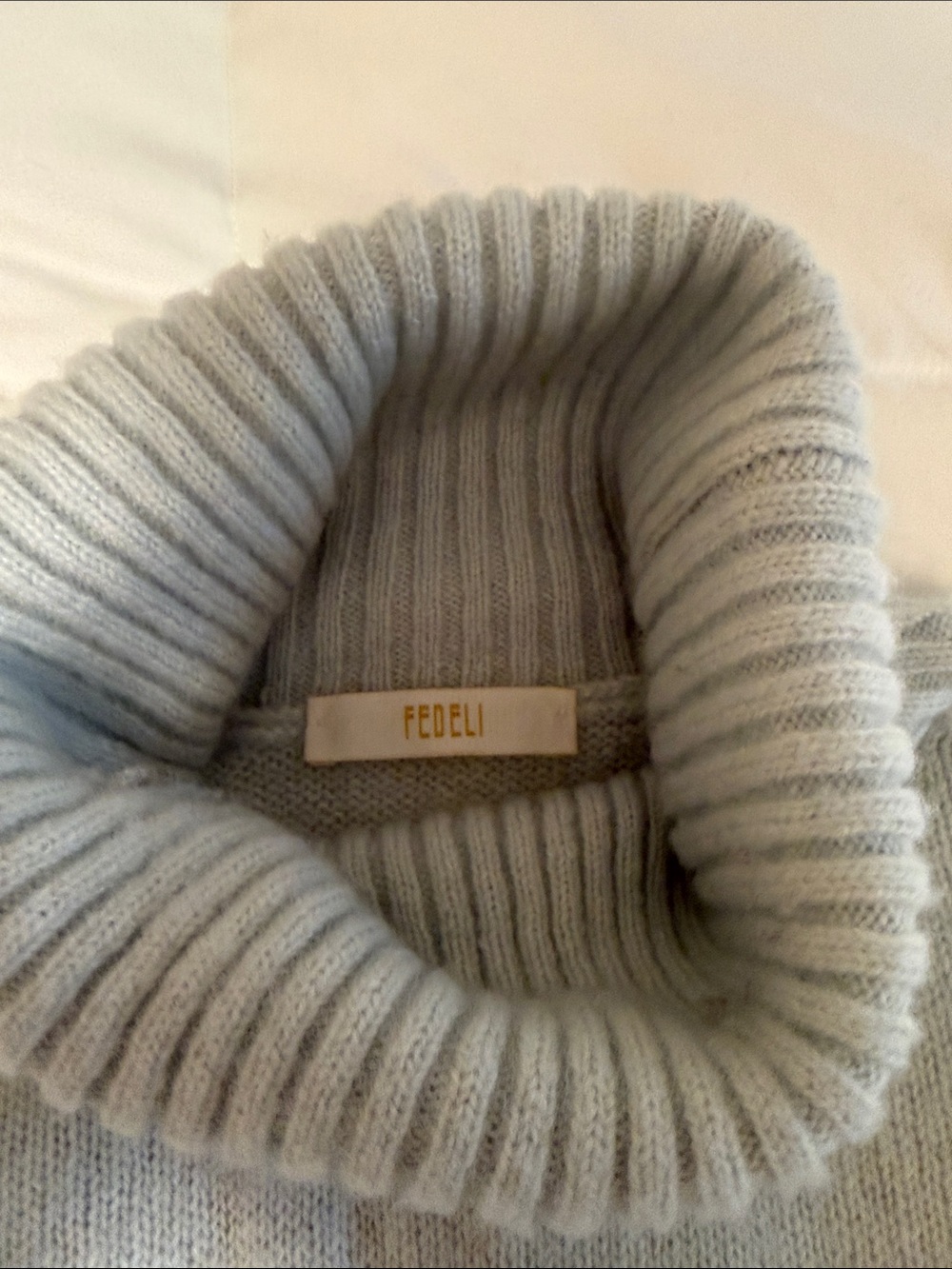 Fedeli Men’s Cashmere Light Blue Turtleneck Sweater – XS/Small – Made in Italy